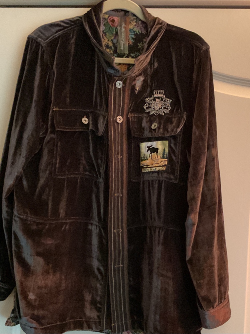 Women’s  Black Velvet Military-Style Field Jacket with Embroidered Crest